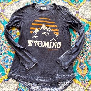 Wyoming tee